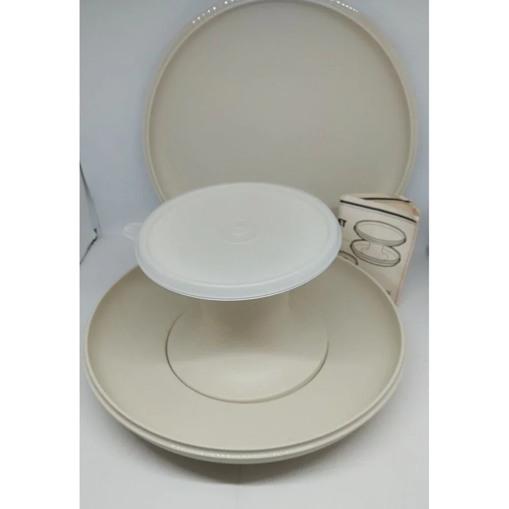 1983 Tupperware Serve It All Pedestal 4-pc Set #1532 Never used! Retro!